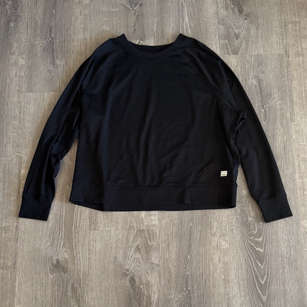Vuori Long Sleeve Halo Crew